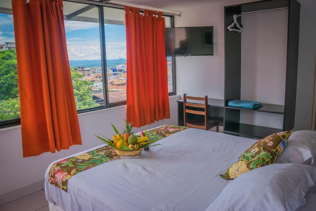 Hostal "Centrika" Tarapoto Eksteriør billede